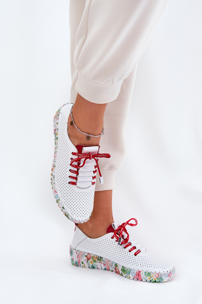 Жіноче Шкіряне Взуття На Танкетці Artiker 56C1799 Біло-Сріблясте