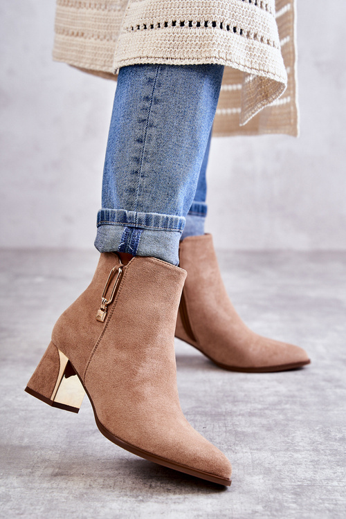 замшеві чоботи на пості з декором Beige Erine