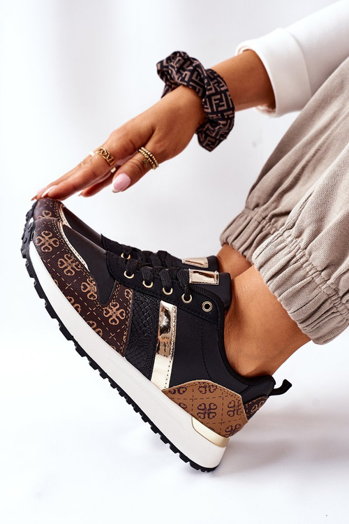 Жіноче спортивне взуття Кросівки Black Next