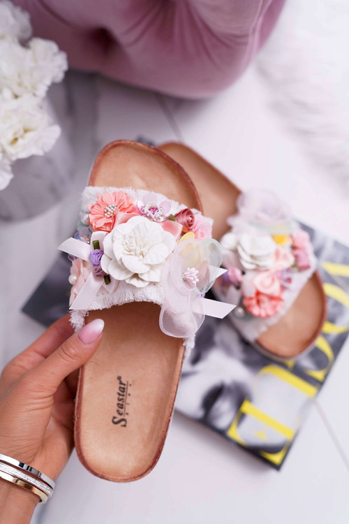 Жіночі шльопанці з квіточками білі Enrissa