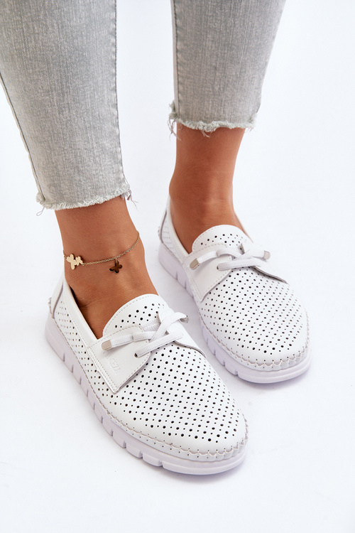 Білі жіночі шкіряні туфлі Darnissa