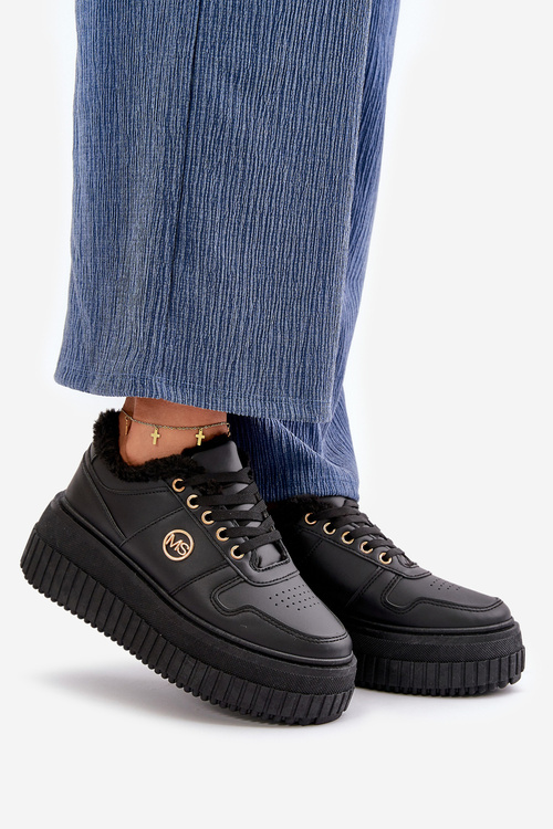 Кросівки жіночі спортивні утеплені на масивній підошві Black Verissha