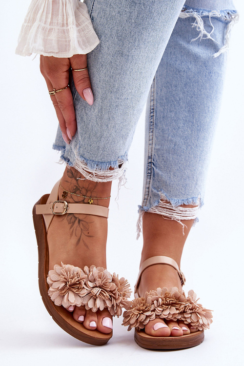 Жіночі босоніжки з текстильними квітами бежеві Fiori