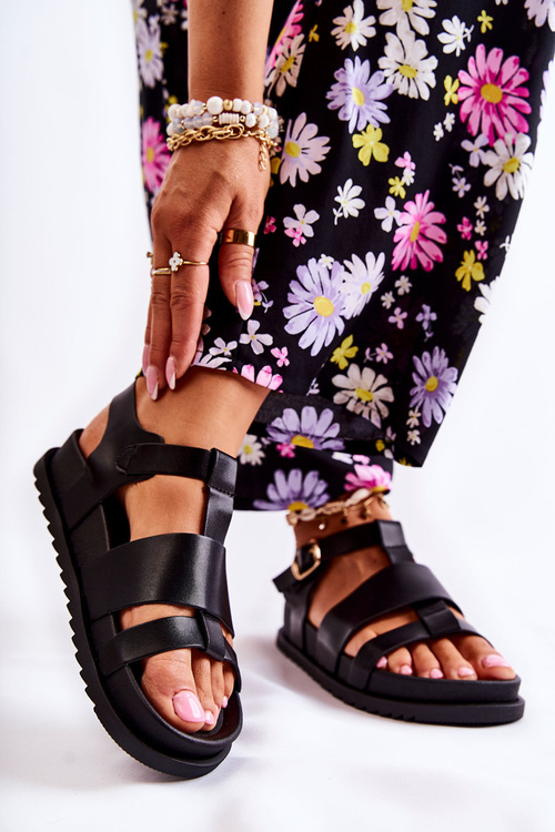 Чорні шкіряні босоніжки на платформі Tessy