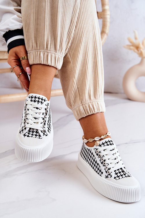 Низькі кросівки на платформі біло-чорні Mischa