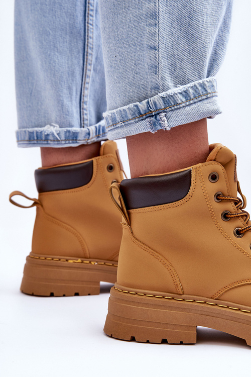 Жіночі чоботи на хутряній підкладці коричневого кольору Corbin