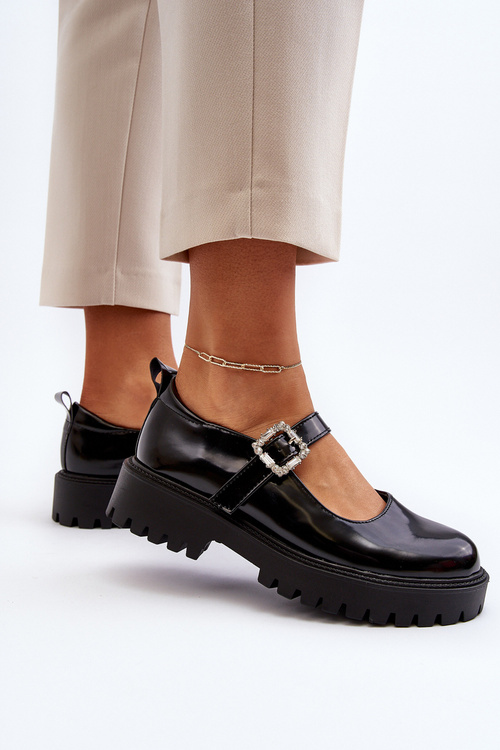 Жіночі лаковані лофери з декоративною пряжкою чорного кольору Lindnessa