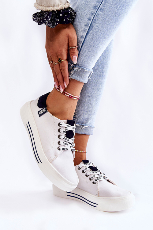 Жіночі кросівки з системою Memory Foam Big Star KK276002 Білі