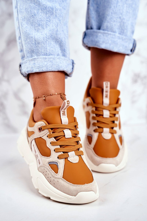 Жіноче спортивне взуття Sneakers Big Star GG274653 Бежево-коричневий