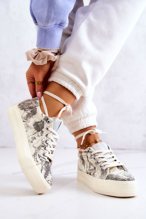 Кросівки Спортивне взуття Big Star JJ274541 Світло-бежевий