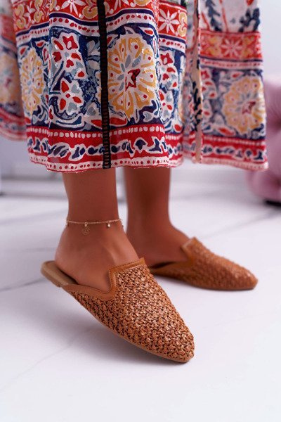 Елегантні жіночі коричневі шльопанці Vices 3301