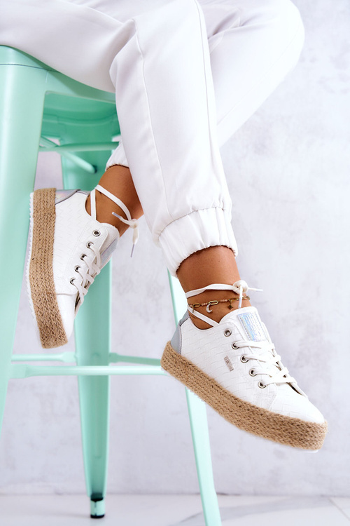Зав'язані еспадрільї на плетеній платформі Big Star JJ274397 Білі