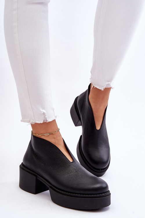 Шкіряні чоботи на масивних підборах Nicole 2795/056 Чорні