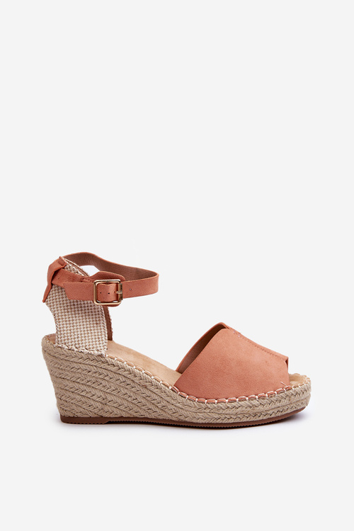 Комфортні жіночі босоніжки на танкетці світло-рожеві Dellia