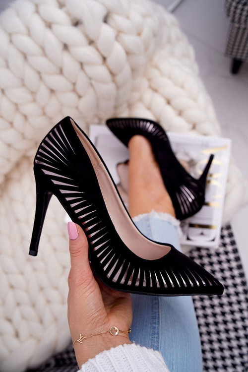 Жіночі замшеві туфлі на шпильці чорного кольору