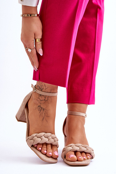 Замшеві босоніжки на високих підборах з декоративними косами Бежеві Azela