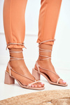Жіночі ранкові багатоярусні босоніжки на шпильці, бежевого кольору