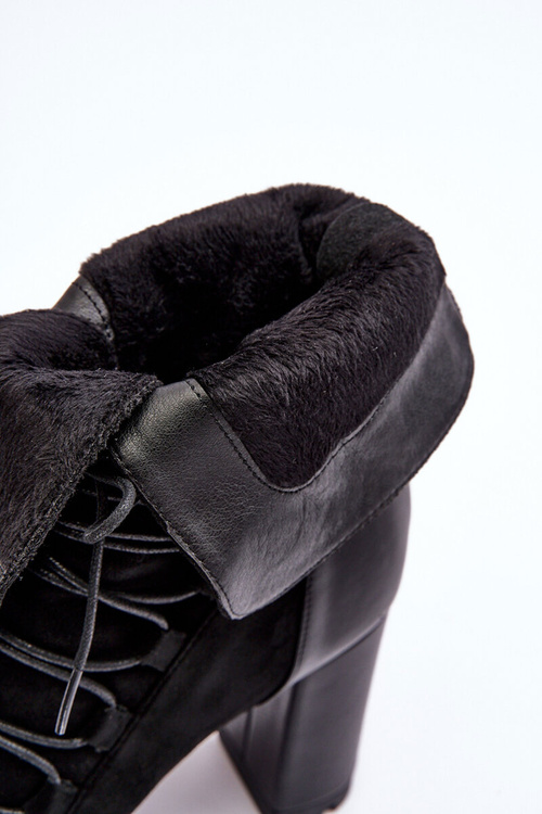 Жіночі чоботи на підборах зі шнурівкою Black Artie