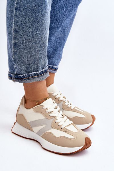 Жіноче бежеве спортивне взуття Chloette