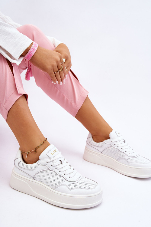 Зручне жіноче спортивне взуття GOE LL2N4054 біло-бежевий