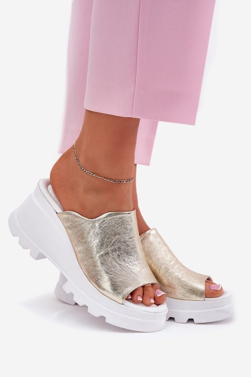 Шкіряні Сандалі На Танкетці Artiker 56C0435 Золоті