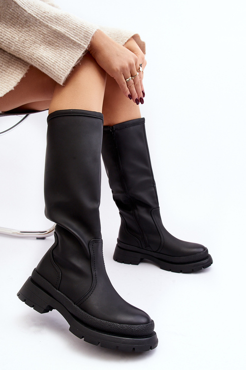 Жіночі утеплені чоботи на підборах чорні Desiren