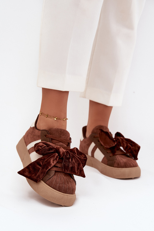 Жіночі кросівки з замшевим бантом коричневі Ashlyn