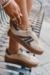 Замшеві жіночі кросівки на платформі Бежеві Corynelle