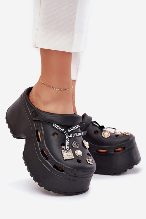 Жіночі Сандалі На Масивній Платформі З Пришитими Декораціями Чорні Vivira