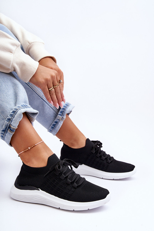 Класичне жіноче спортивне взуття чорного кольору Nikilla