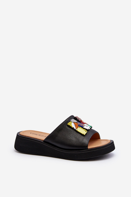 Чорні жіночі шкіряні тапочки з орнаментом Asames