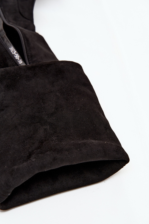 Жіночі чоботи до коліна на підборах з еко замшу чорні Zaretta