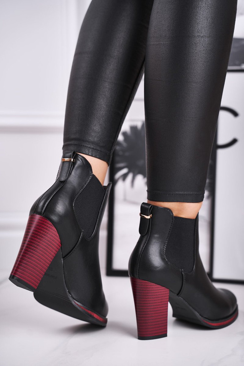 Чоботи жіночі на високих підборах Sergio Leone Чорні BT538