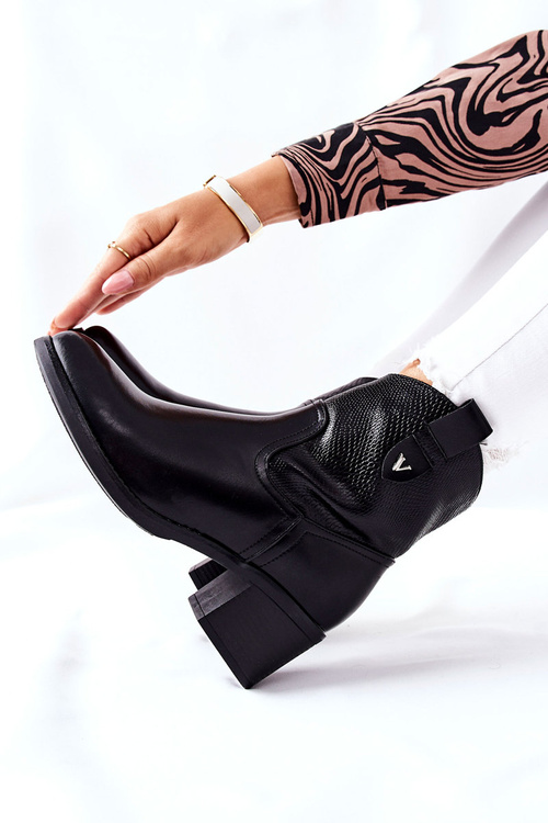 Чоботи жіночі чорні Palile