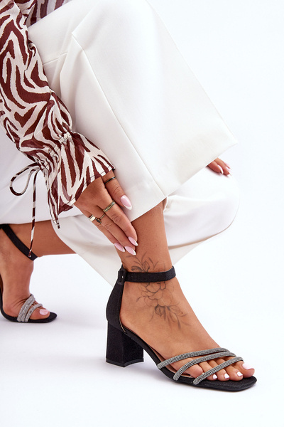 Блискучі босоніжки на підборах Black Enenor