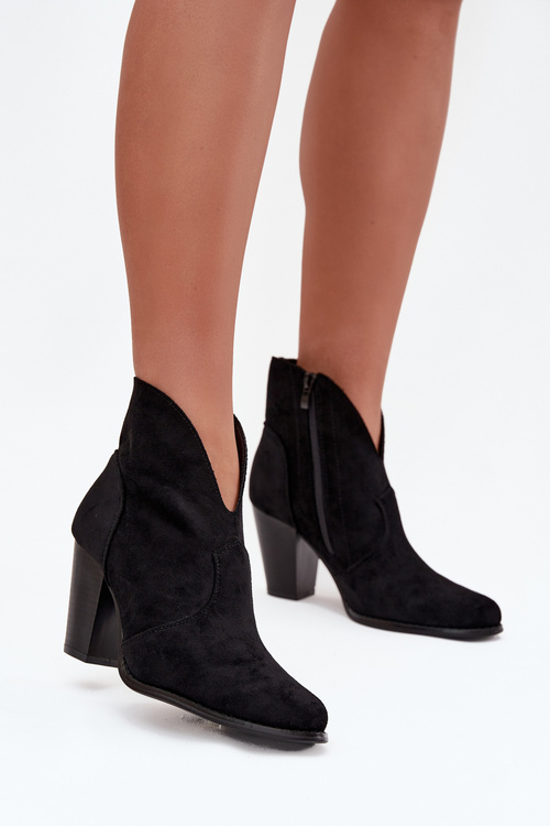 Жіночі чоботи на підборах з еко замші чорні Elvirae