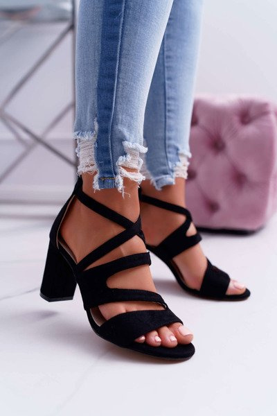 Жіночі босоніжки на шпильці замшеві чорні Lemilia