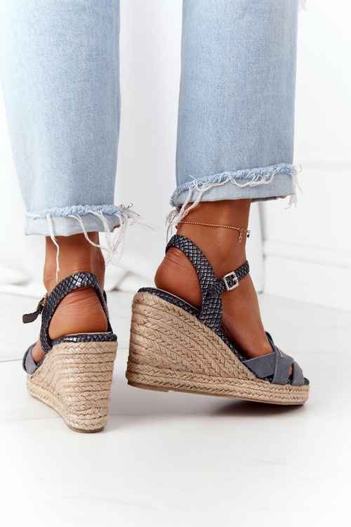 Шкіряні босоніжки на танкетці Big Star HH274378 Silver