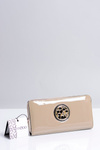 Великий жіночий бежевий лакований гаманець Nobo