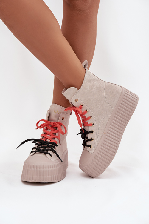 Замшеві утеплені жіночі кросівки на масивній платформі GOE SS2N4047 бежеві