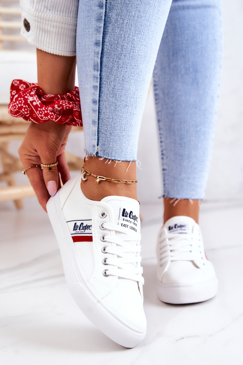 Кросівки на платформі Lee Cooper LCW-22-31-0830L білі