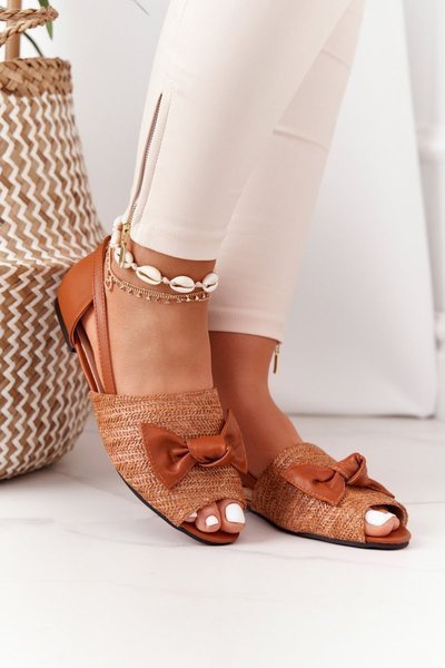 Плоскі плетені сандалі Lu Boo Camel