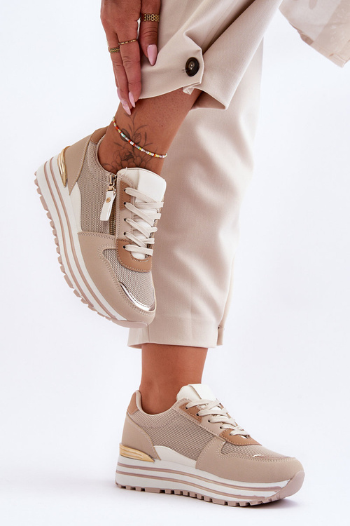 Жіноче спортивне взуття з декоративною пряжкою Beige Cairo