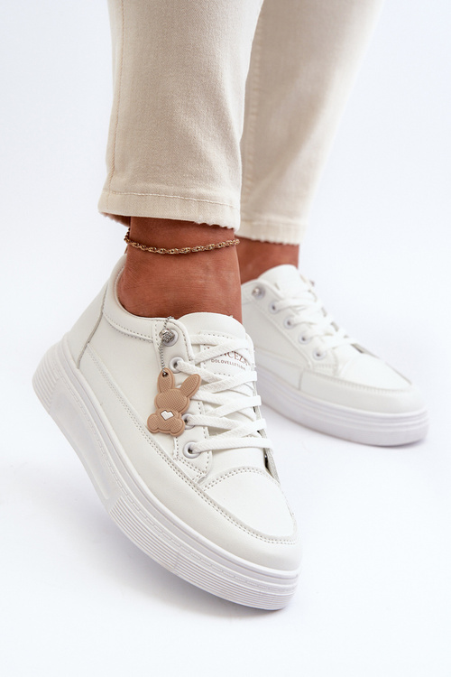 Кросівки жіночі спортивні на платформі з декором білі VINCEZA 13613