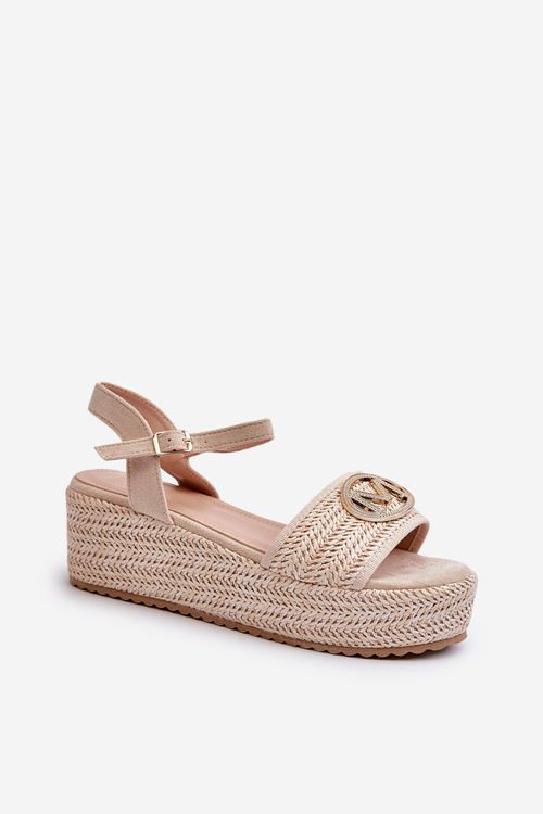 Жіночі босоніжки на танкетці з плетеною бежевою есаленою
