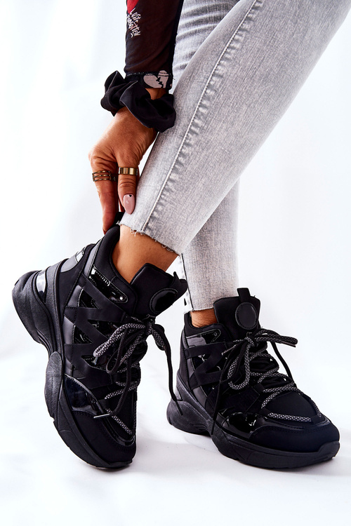 Спортивні черевики на підборах чорні Hesane