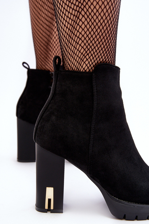 Класичні замшеві чоботи на підборах Black Amy