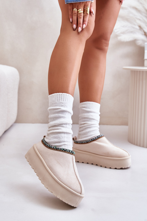 Жіночі тапочки на платформі з вишивкою світло-бежеві Neroma