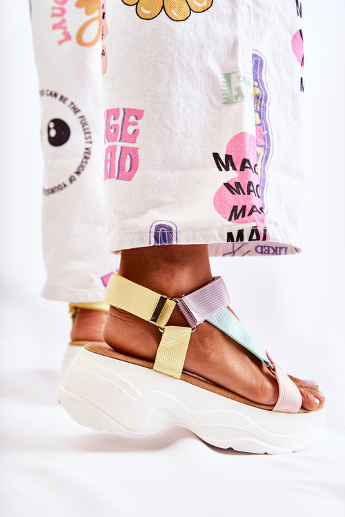 Жіночі літні босоніжки бежево-жовті Aurela