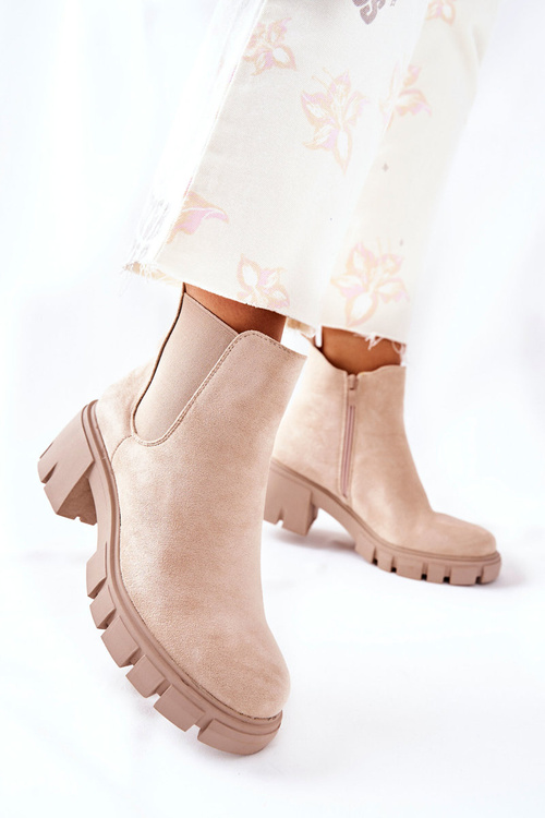 Утеплені чоботи на підборах бежеві Madge